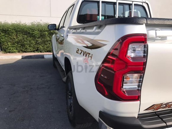 2022 NEWEST HILUX BRAND NEW 2.7 PETROL 4X4 WITH PUSH START