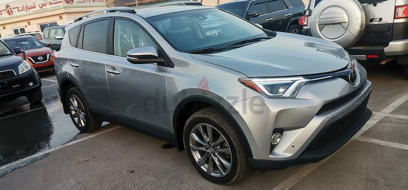 TOYOTA RAV4 2017 LIMETID 4X4 FULL OPTION PUSH BUTTON START SUNROOF ORIGINAL LEATHER SEATS