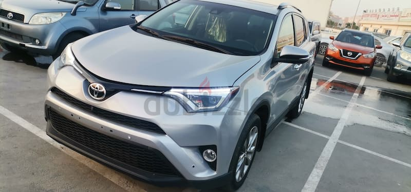 TOYOTA RAV4 2017 LIMETID 4X4 FULL OPTION PUSH BUTTON START SUNROOF ORIGINAL LEATHER SEATS