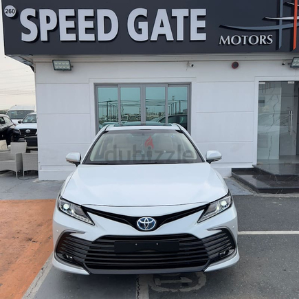 TOYOTA CAMRY GLE HEV 2.5L SUNROOF HYBRID CVT MODEL 2023