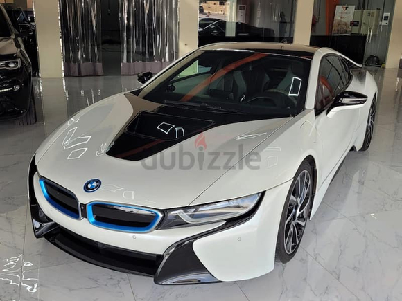 33 RARE TO FIND! 2016 BMW i8 HIGH PERFORMANCE - NO ACCIDENT - WELL MAINTAINED - GCC SPECS - | NEW 2