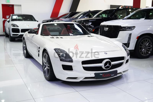 2013 MERCEDES BENZ SLS AMG ROADSTER | GCC SPECS | CARBON FIBER