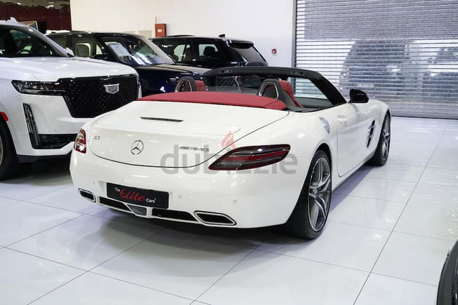 2013 MERCEDES BENZ SLS AMG ROADSTER | GCC SPECS | CARBON FIBER