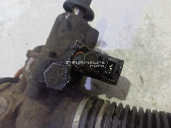 Рулевая рейка Mercedes A2104602500