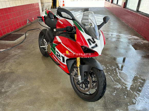 Ducati panigale v2 special edition