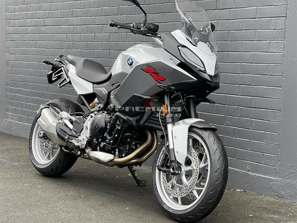 BMW F900XR * * * 735 kM ONLY * * * Under Warranty (2024)