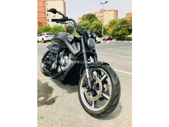 Vrod muscle 2013 with body kit 19000km