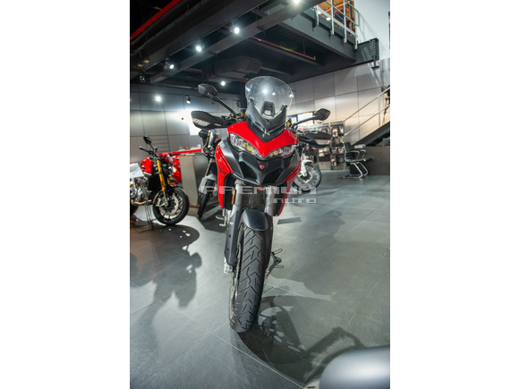 Our Pre-loved 2022 Ducati Multistrada V2 S