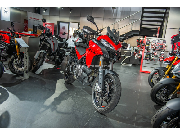 Our Pre-loved 2022 Ducati Multistrada V2 S