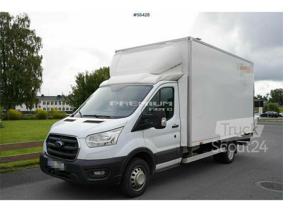 Ford - Transit with taillift well kept! 6 studded tires - Фургон