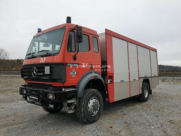 Mercedes-Benz - 2038 A 4x4 V8 Powerliner Automatic - Фургон