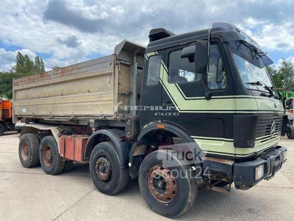 Mercedes-Benz - 3335 **8x4 BENNE TIPPER V8** - Самосвал