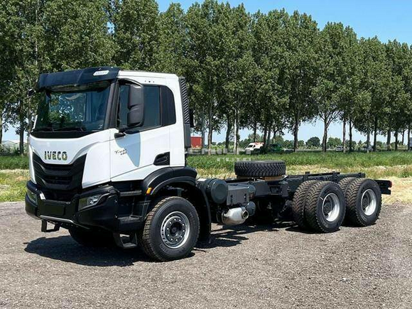 Iveco - T Way AD380T43H 4200 Chassis Cabin (2 units) - Шасси