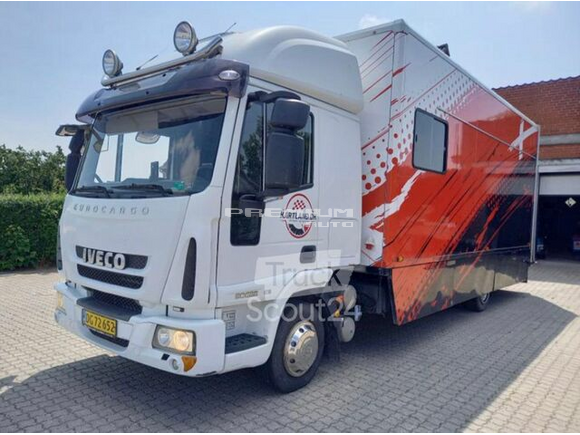 Iveco - Eurocargo 90E22 - 1 HAND - Pferde transporter - Mit wohnraum - Скотовоз