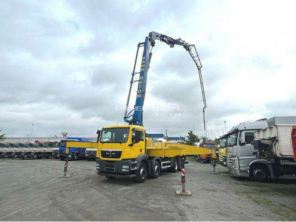 MAN - TG S 41.400 8x4 Betonpumpe 42m, 4600h, top - Бетононасос