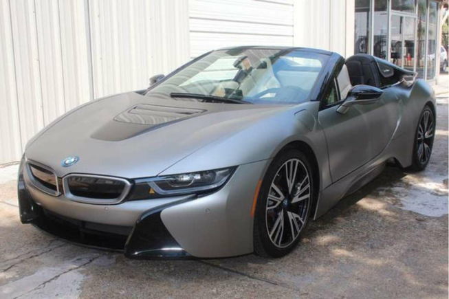 BMW i8