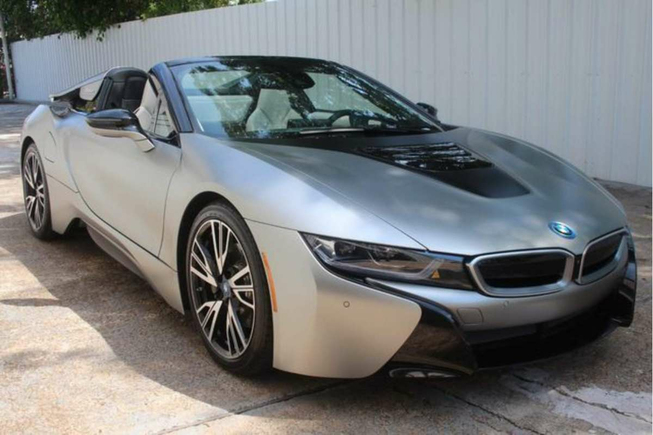 BMW i8