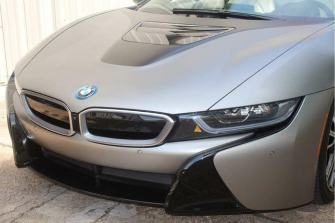 BMW i8