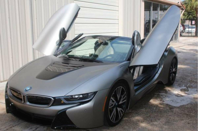 BMW i8