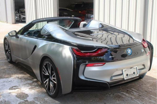 BMW i8