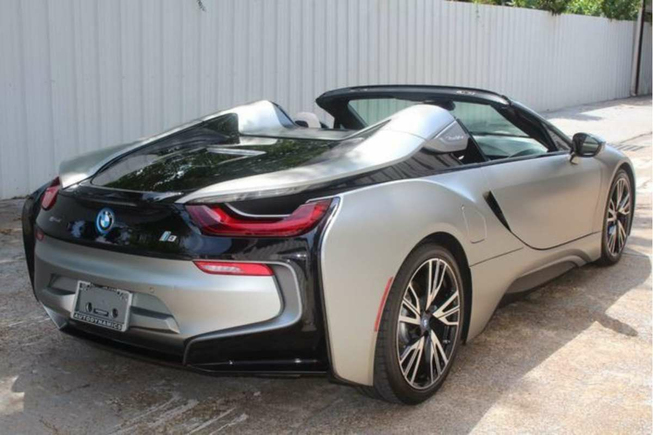 BMW i8