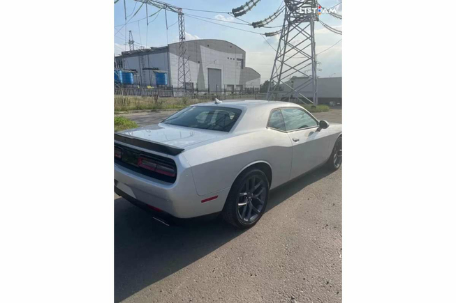 Dodge Challenger купе, 3.6 л., 2020 г.