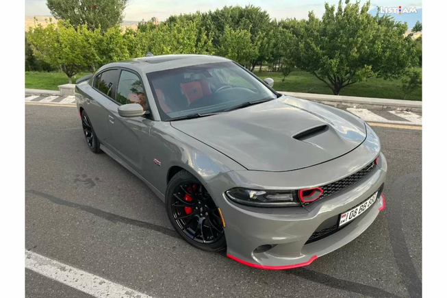 Dodge Charger, 6.4 л., 2019 г.