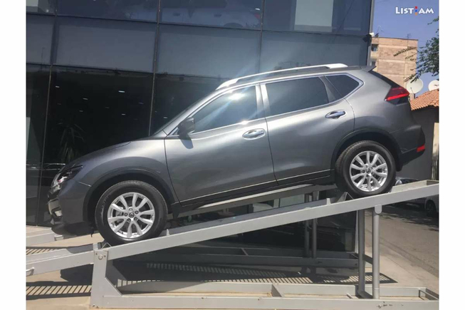 Nissan X-Trail, 2.5 л., полный привод, 2019 г.