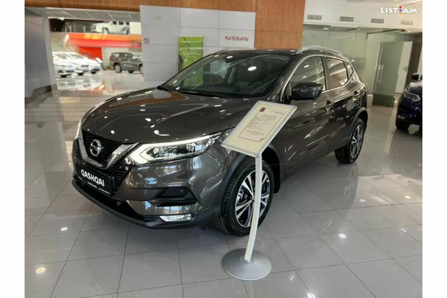 Nissan Qashqai, 2.0 л., полный привод, 2022 г., почти новый