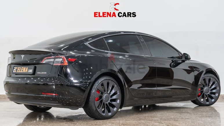 TESLA MODEL 3 PERFORMANCE 2022 BRAND NEW - GCC - 8 YEARS WARRANTY