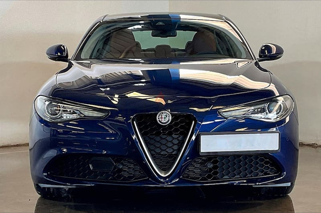 AED 1,867/Month // 2018 Alfa Romeo Giulia Super Sedan // Ref # 1027050