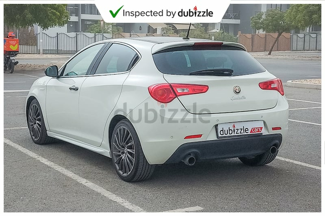 AED917/month | 2015 Alfa Romeo Giulietta Quadrifoglio 1.8L | GCC Specifications | Ref#27609