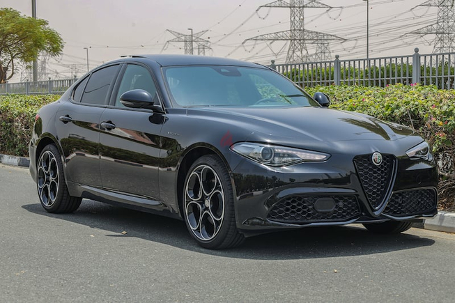 2021 ALFA ROMEO GIULIA VELOCE Q4 AWD 0Km With 3 Yrs or 100K Km WNTY