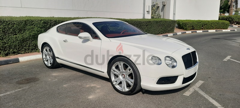 BENTLY CONTINENTAL GT 76000 KM 2015 - FULLY LOADED- GCC FULL SERVICE AGENCY - ORGINAL PAINT 100%