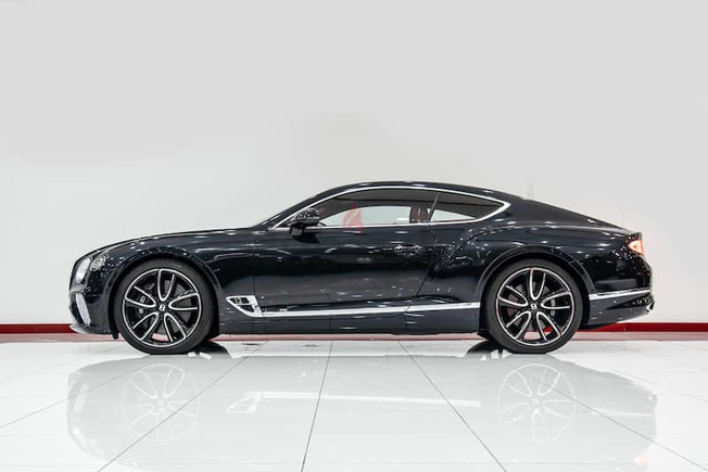 WARRANTY AVAILABLE || Bentley Continental GT W12 2019 Black-Red 33,000Km