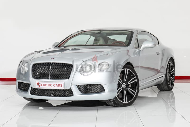 WARRANTY AVAILABLE || Bentley GT V8 2015 Grey-Ivory+Red 36,000 KM