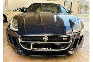 Jaguar F-Type, 2014 model. Metallic dark blue color. GCC Spec. In excellent condition