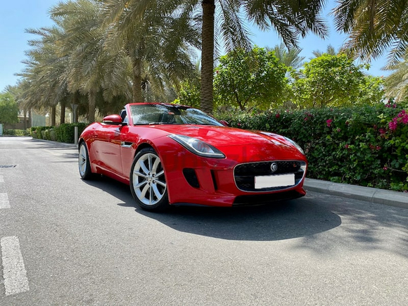 Jaguar F-Type Supercharged - Service History- GCC Specification
