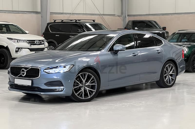 2018 Volvo S90 T6 Momentum 2.0L | Under Warranty