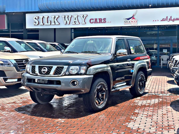 Nissan Patrol Super Safari A/T 3 Doors Gcc 3 Years Local Delar warranty