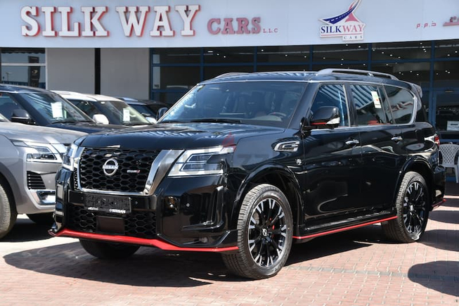 Nissan patrol V8 Nismo Gcc 3 years local Dealer warranty