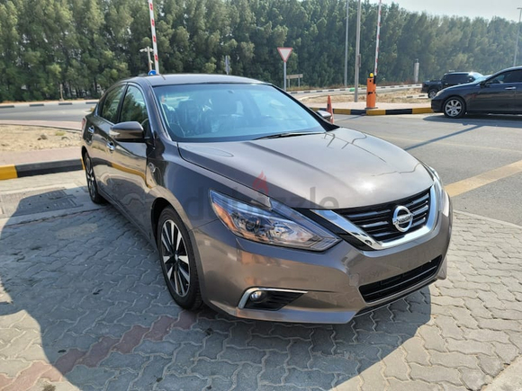 2017 !! | ** Nissan Altima **| ** Full option SL ** | Metallic Brown Color