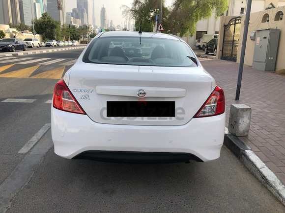 NISSAN SUNNY 2019 GCC SPECS COLOUR WHITE ACCIDENT FREE IN ORIGINAL CONDITION.