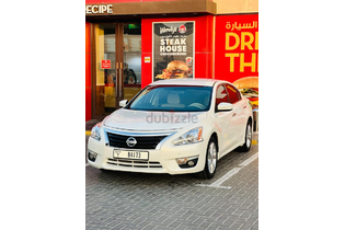 2015 clean altima sv family used