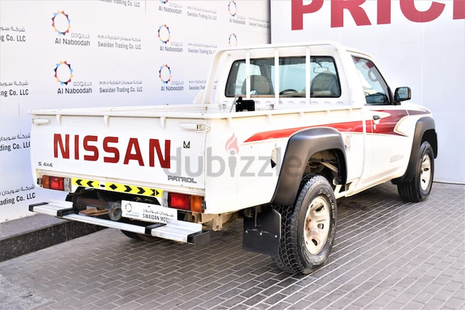 AED 1566 PM | 4.8L 4X4 SINGLE CABIN GCC WARRANTY