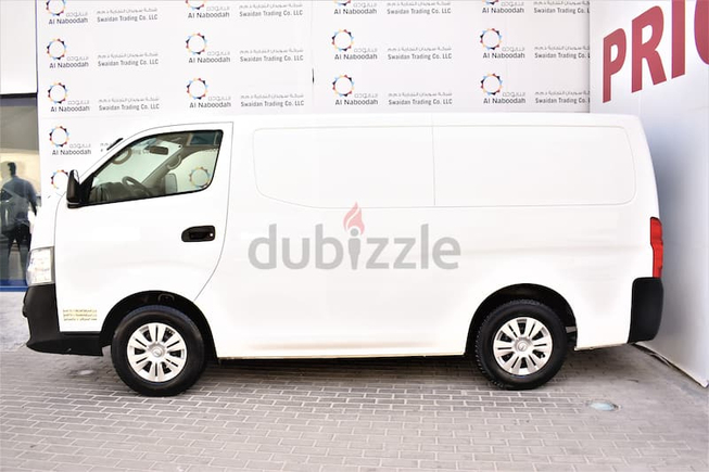 AED 1330 PM | 2.5L M/T NV-350 3-STR GCC WARRANTY