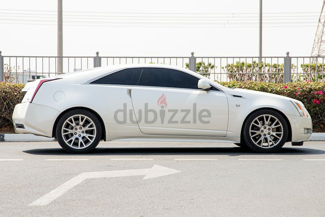 CADILLAC CTS COUPE - 2011 - GCC - FULL OPTION - IN PERFECT CONDITION ONE OWNER LOW MEILEGE