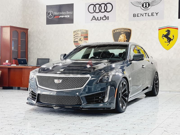 AED 2130/ MONTH - CADILLAC CTS V 6.2L SUPERCHARGED - 2017-GCC-UNDER WARRANTY - IMMACULATE CONDITION