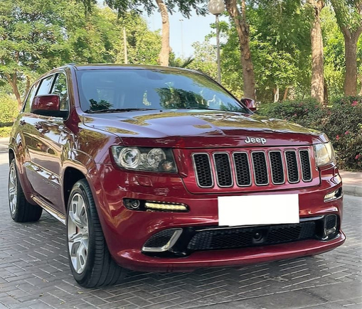 2013 SRT8 Jeep Grand Cherokee || Gulf Specs(GCC) || Well Maintained(TOP LINE) Monthly EMI 1599/-AED