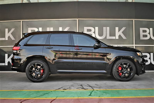 Jeep SRT - Panoramic Roof - Radar - AED 3,220 Monthly Payment - 0% DP